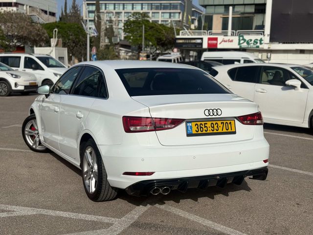 אאודי A3
