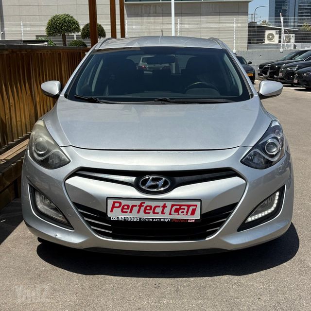 יונדאי i30