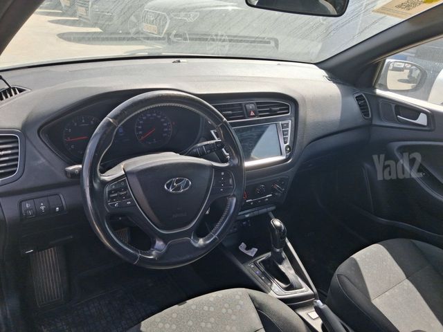 יונדאי i20