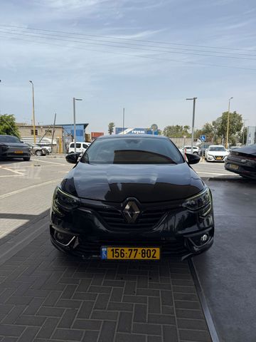 רנו מגאן