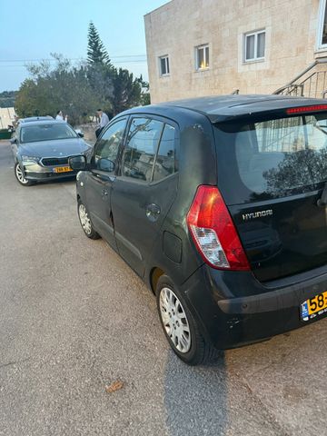 יונדאי i10