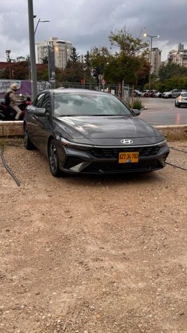 יונדאי אלנטרה