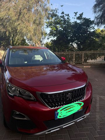 פיג'ו 3008