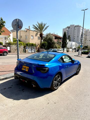 סובארו BRZ