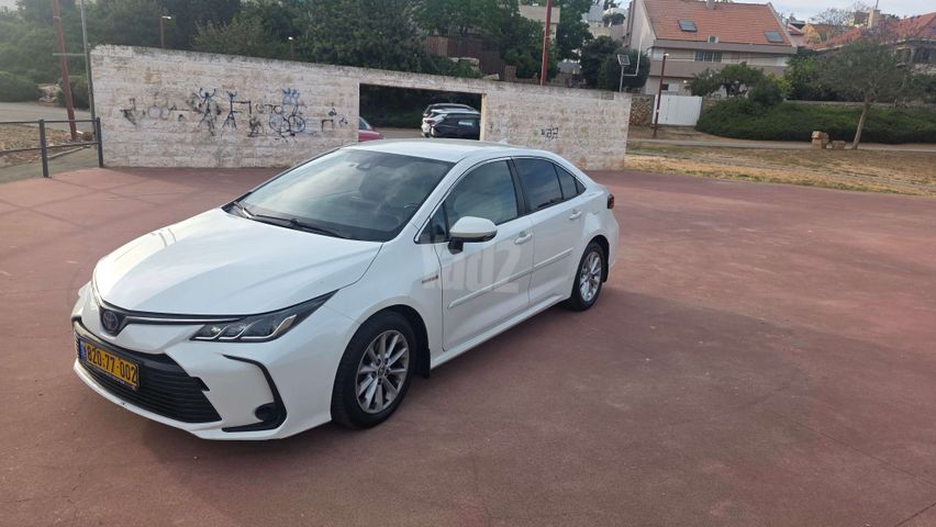 טויוטה קורולה