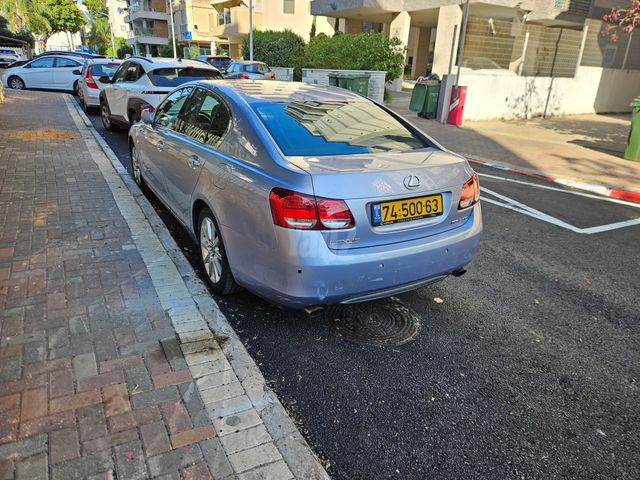 לקסוס GS