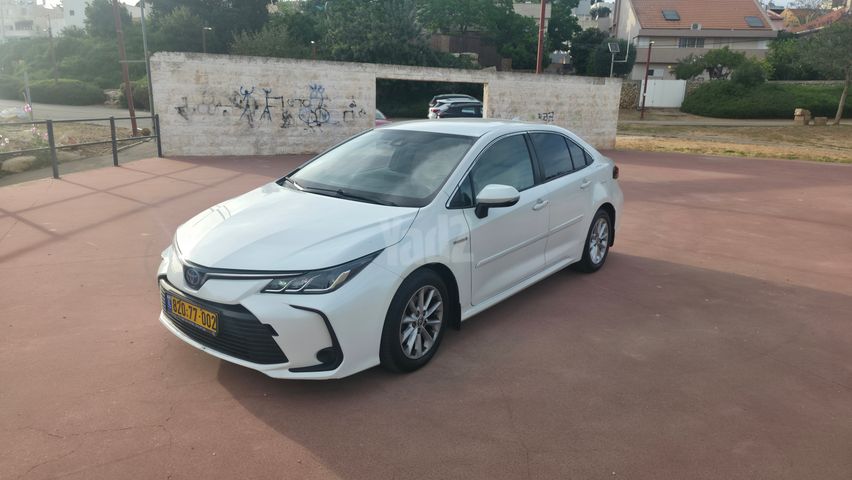 טויוטה קורולה