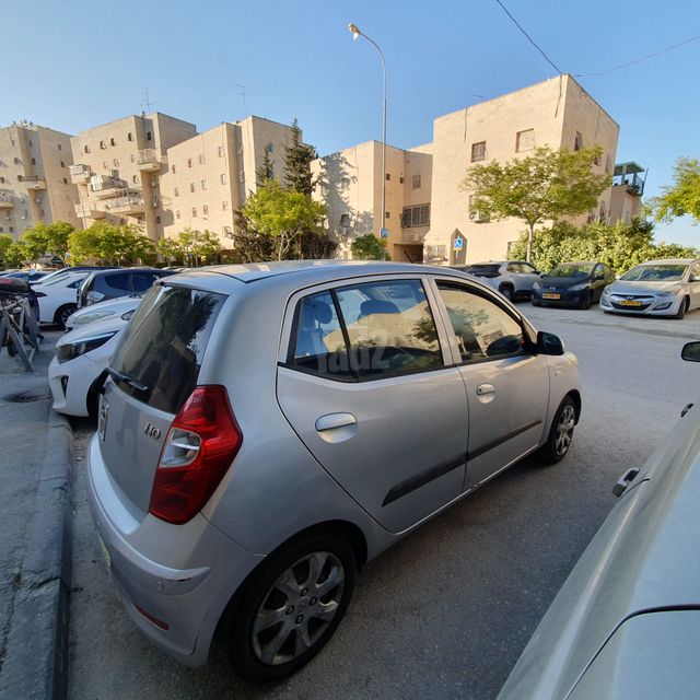 יונדאי i10
