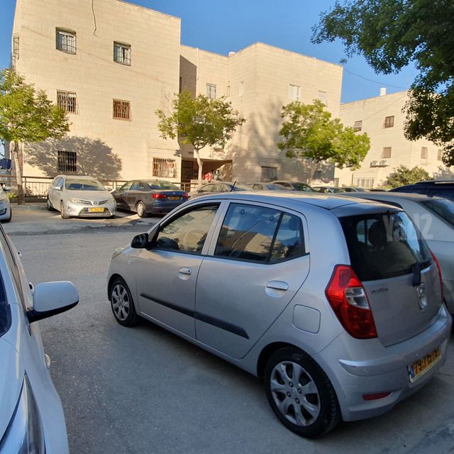 יונדאי i10