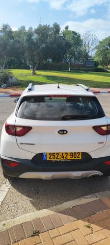 קיה סטוניק