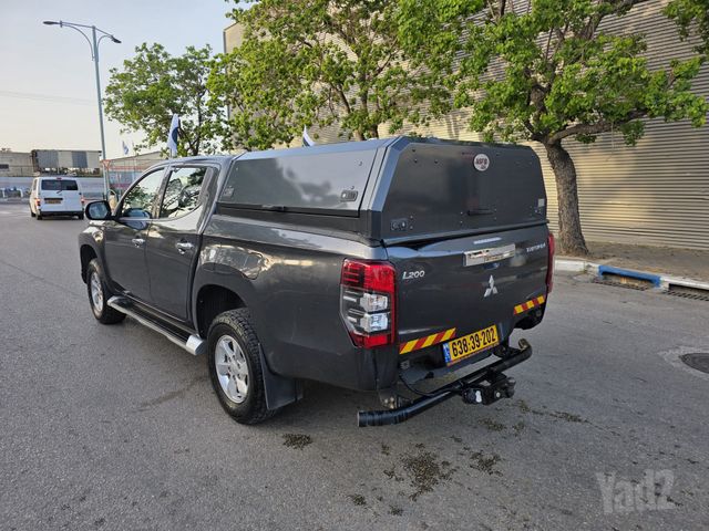 מיצובישי טרייטון / L200