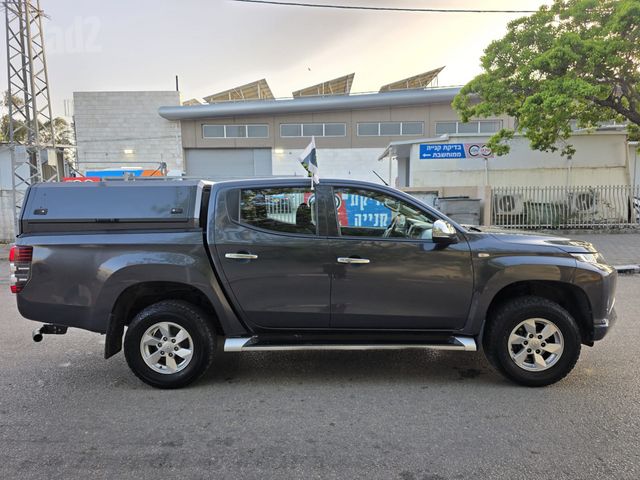 מודעת רכב מיצובישי טרייטון / L200