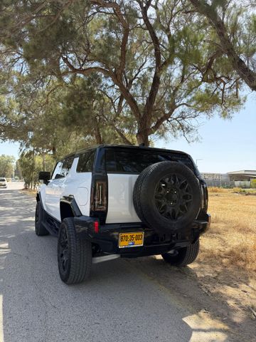ג'י.אם.סי האמר EV
