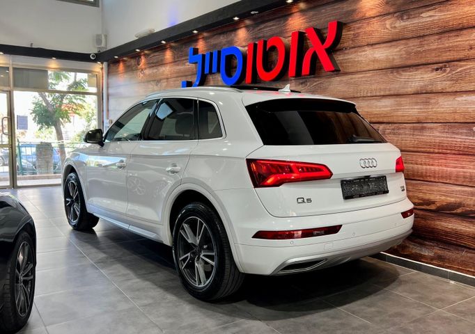 מודעת רכב אאודי Q5 2