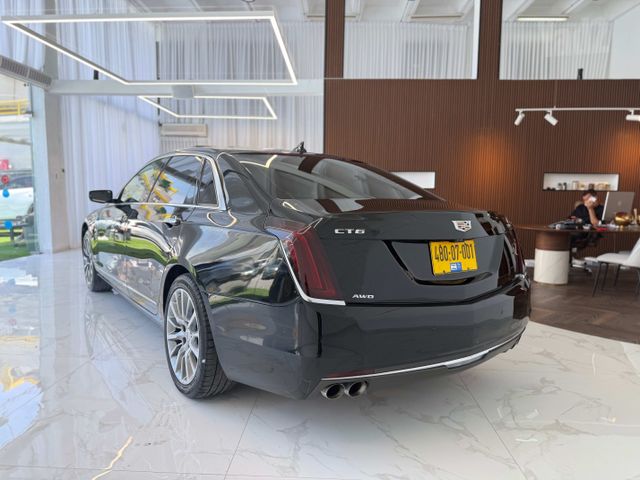 קאדילק CT6