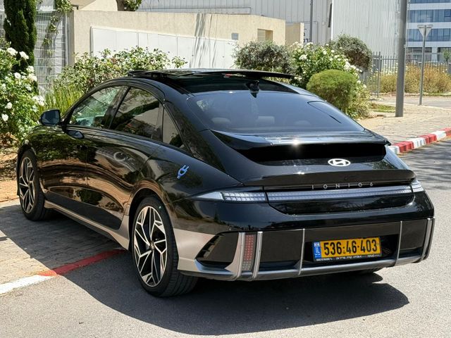 יונדאי איוניק 6