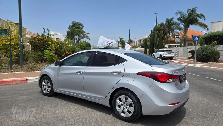 יונדאי I35
