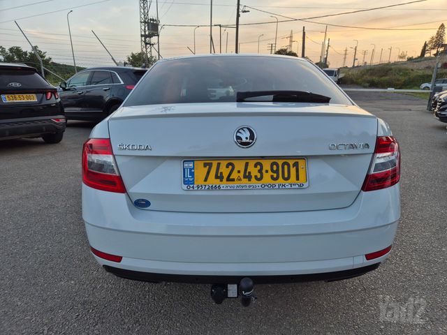 סקודה אוקטביה