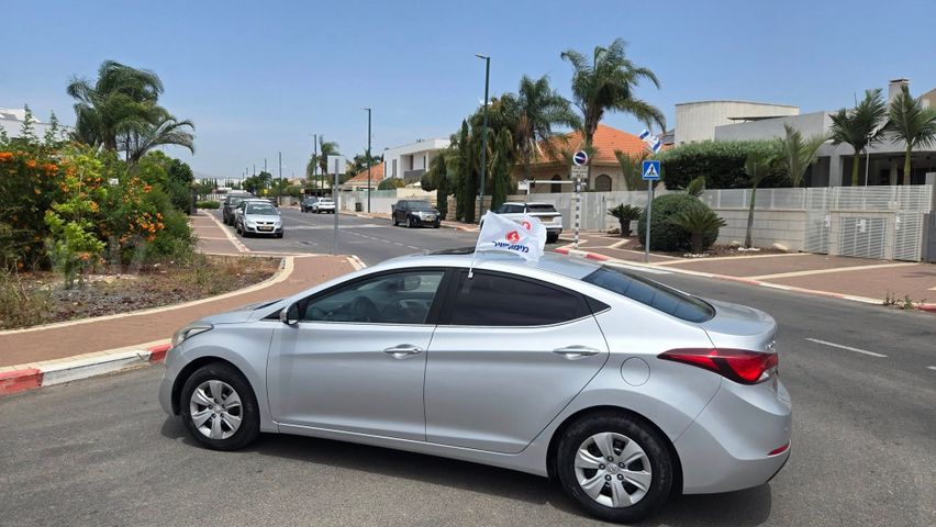 יונדאי I35