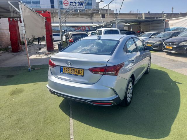 יונדאי אקסנט i25
