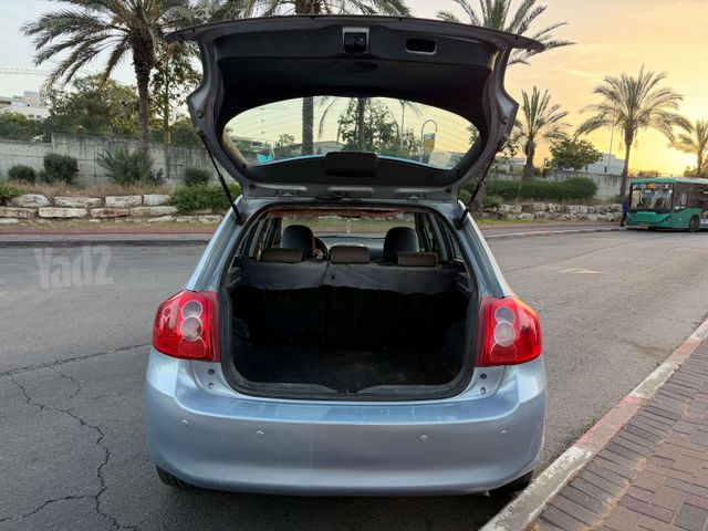 טויוטה אוריס