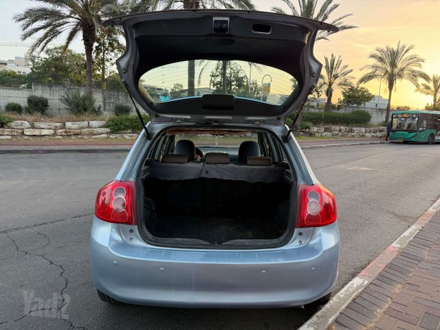 טויוטה אוריס