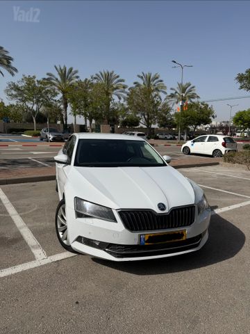 מודעת רכב סקודה סופרב