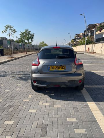 ניסאן ג'וק