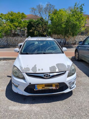 יונדאי i30