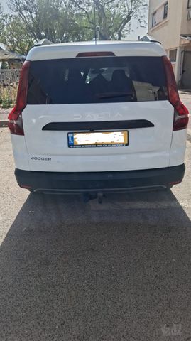 מודעת רכב דאצ'יה ג׳וגר