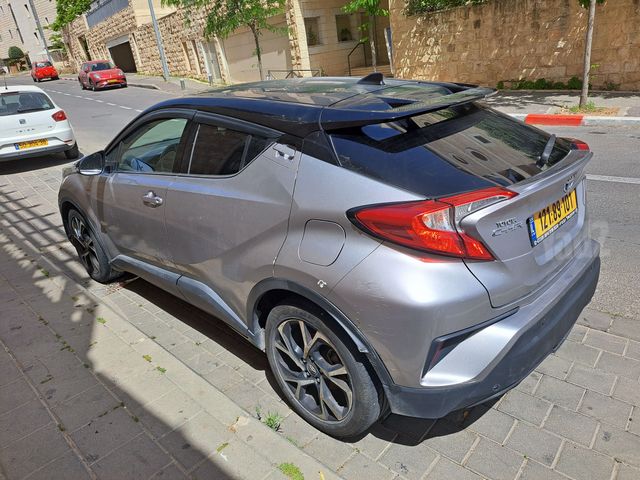 טויוטה C-HR