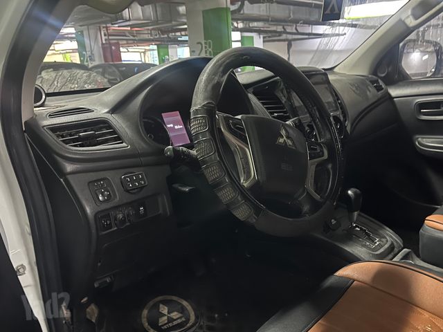 מיצובישי טרייטון / L200