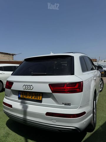 אאודי Q7