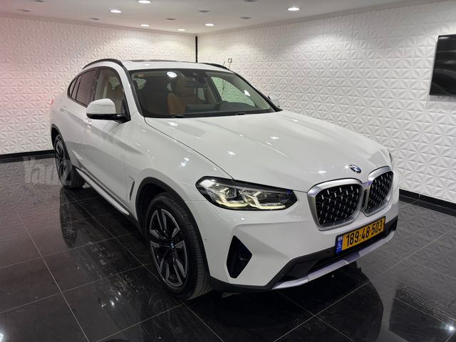 ב מ וו X4