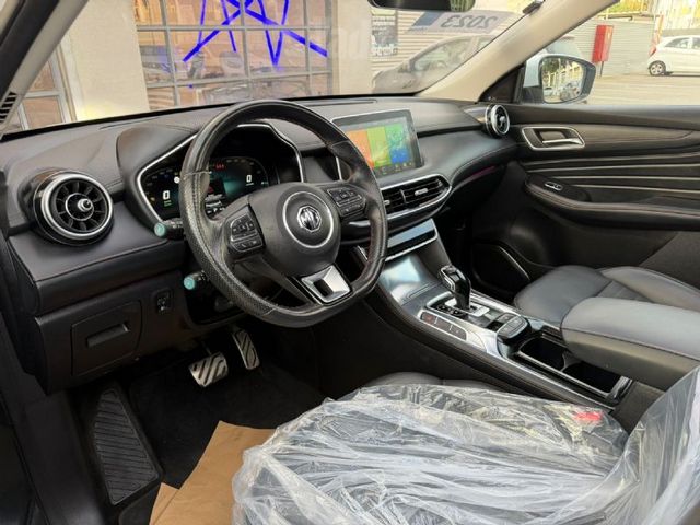 אם ג'י EHS PHEV