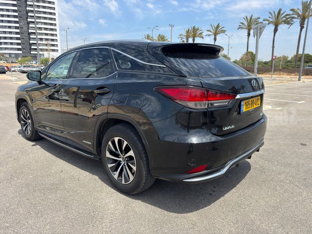 לקסוס RX