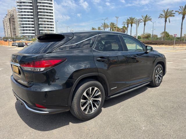 לקסוס RX