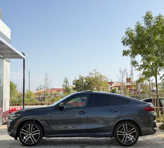ב מ וו X6