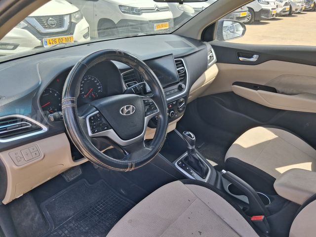 יונדאי אקסנט i25