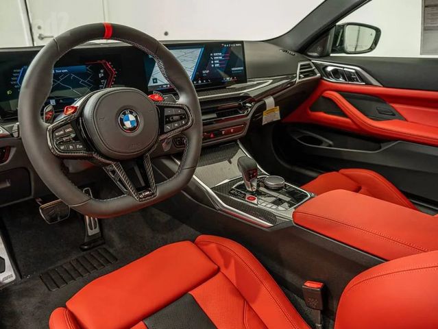 ב מ וו M4