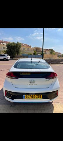 יונדאי איוניק
