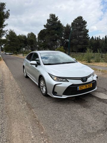 טויוטה קורולה