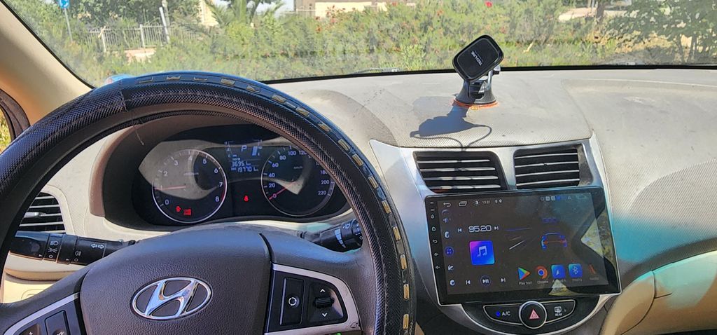 יונדאי אקסנט i25