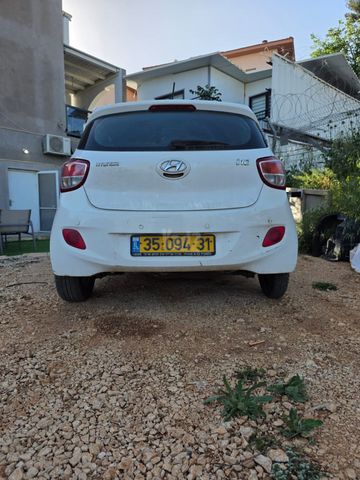 יונדאי i10