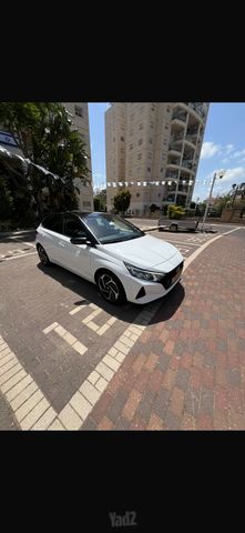 יונדאי i20