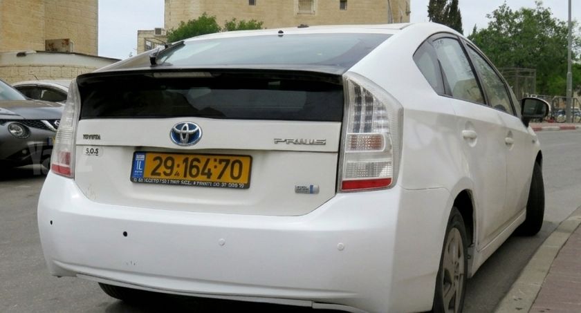 טויוטה פריוס
