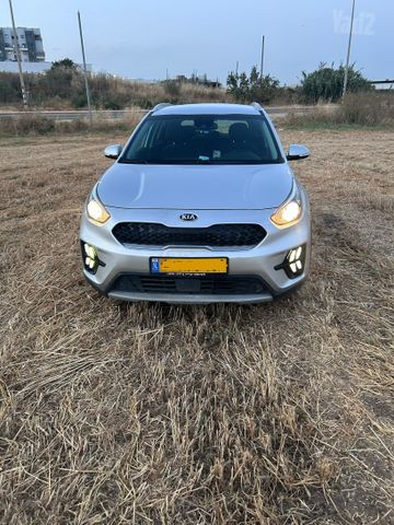 קיה נירו