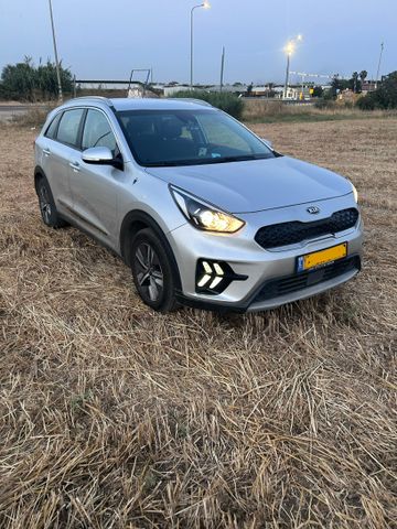 קיה נירו