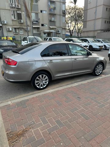 סיאט טולדו