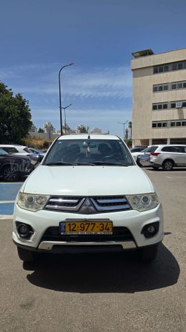 מודעת רכב מיצובישי טרייטון / L200
